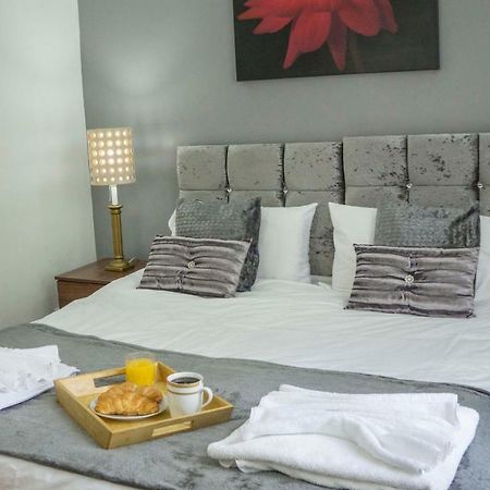 Comfort Stay Apartments Birmingham Bagian luar foto