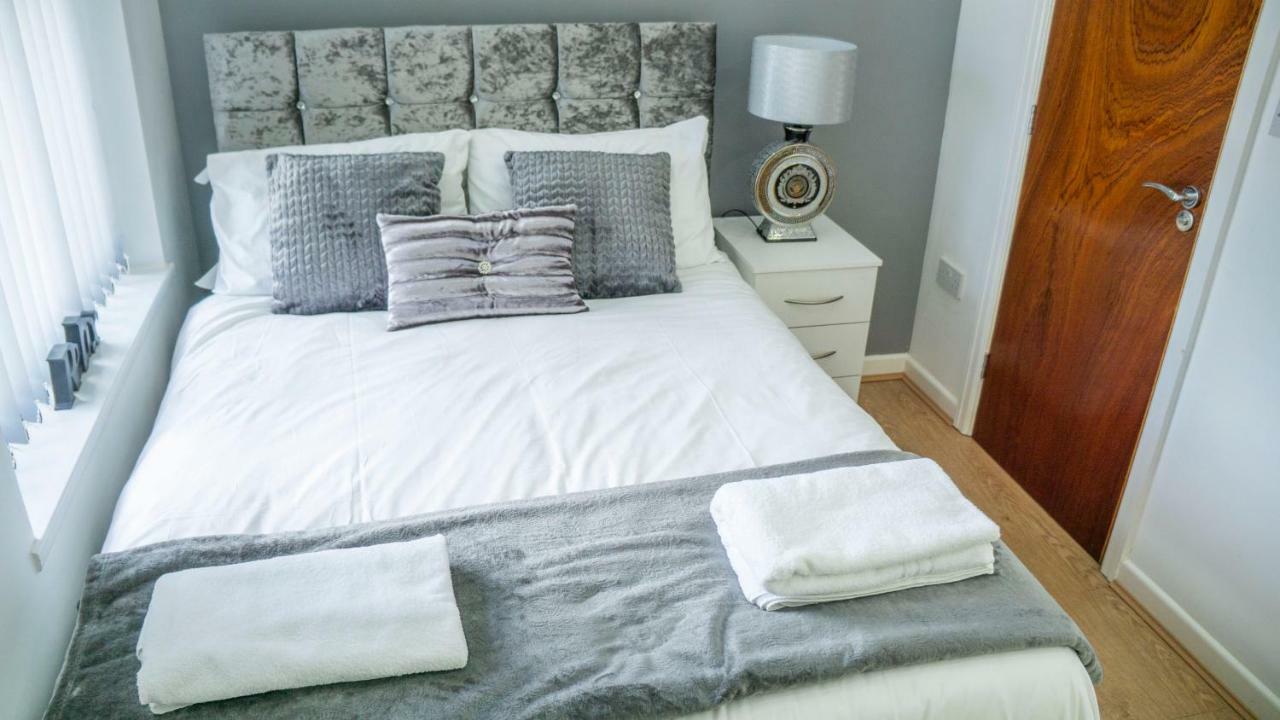 Comfort Stay Apartments Birmingham Bagian luar foto